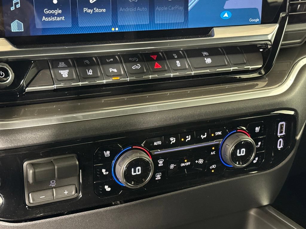 New 2026 Chevrolet Silverado 3500 High Country AWD/4WD image 17