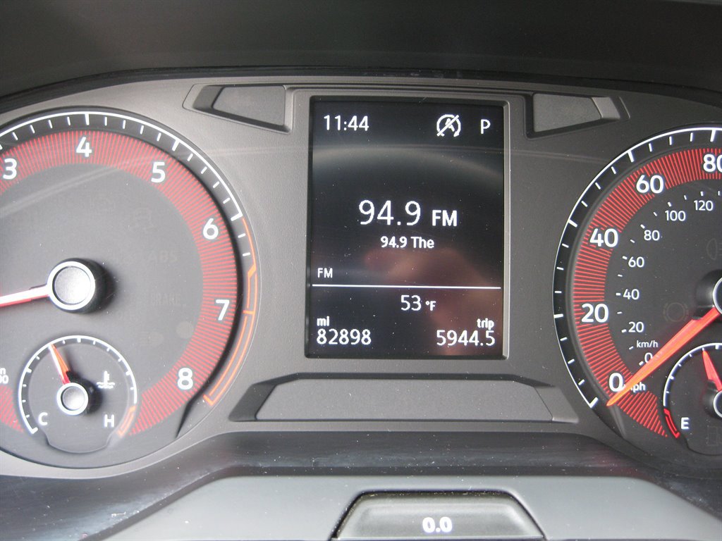 Used 2021 Volkswagen Jetta R-Line w/ R-Line Cold Weather Package image 15