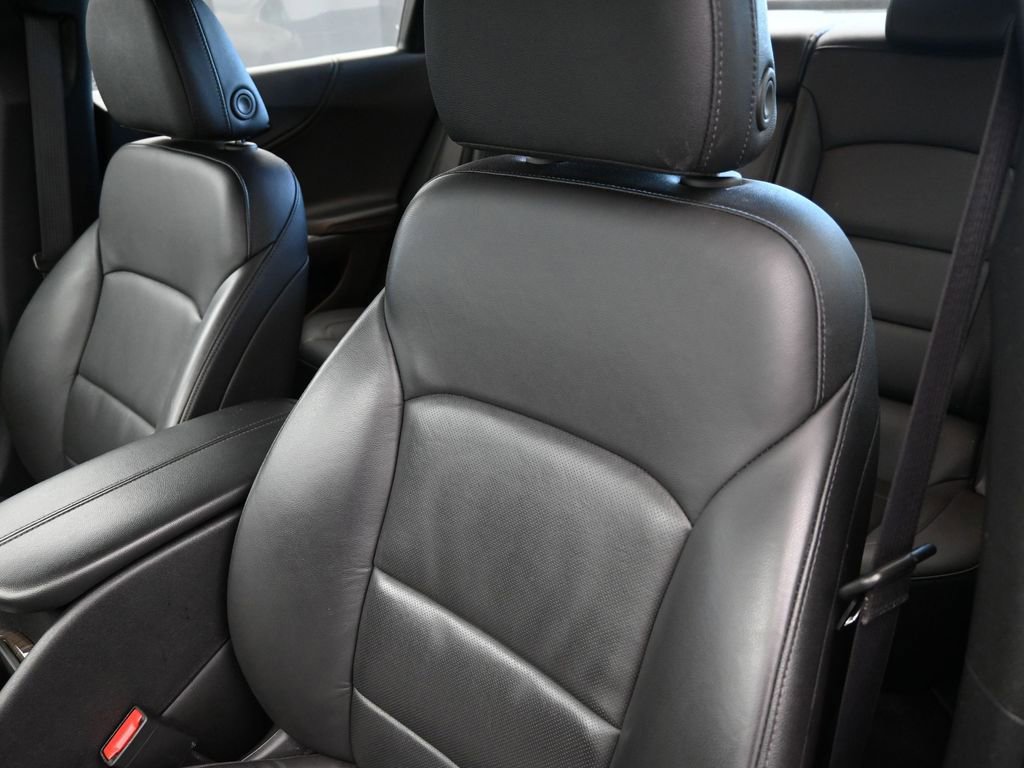 Used 2024 Chevrolet Malibu LT image 19