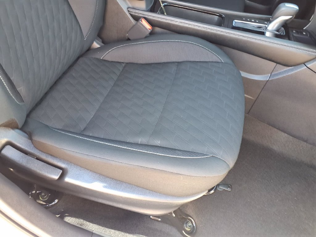 Used 2024 Nissan Kicks SV FWD image 18