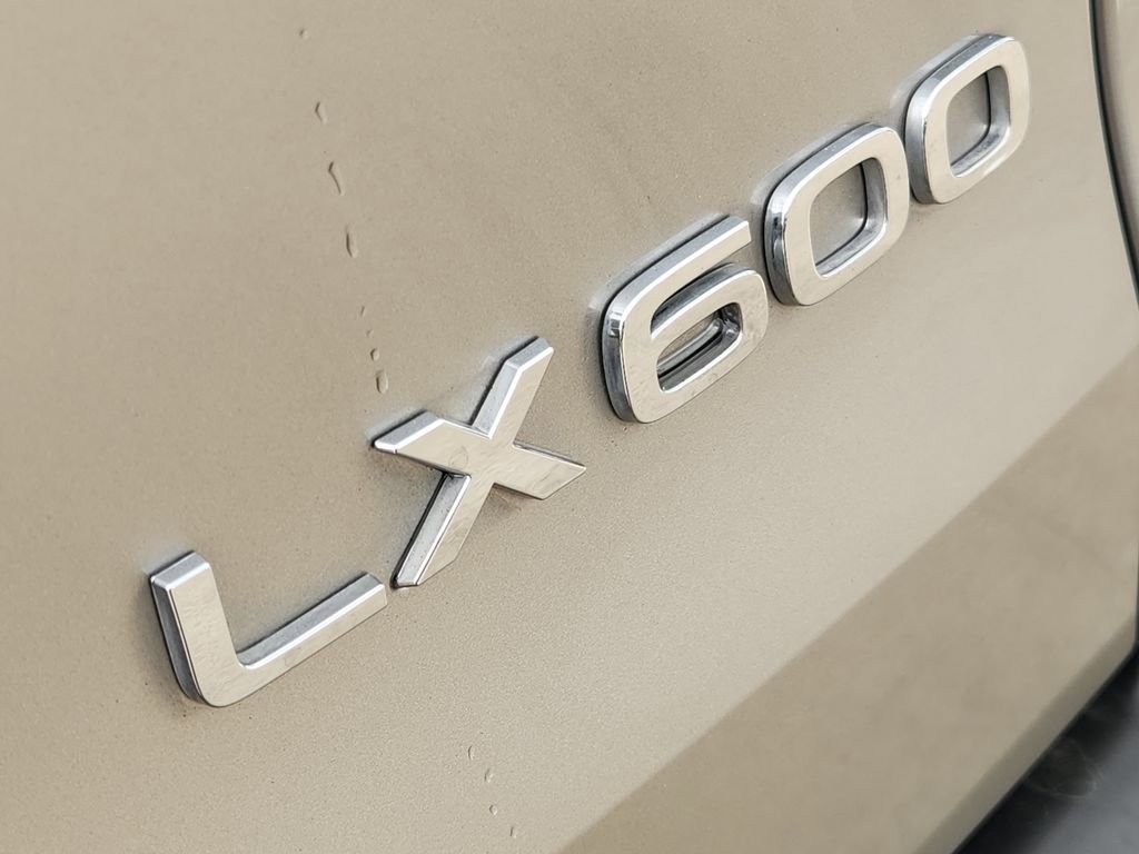 Used 2023 Lexus LX 600 4WD w/ Interior Upgrade Package image 12