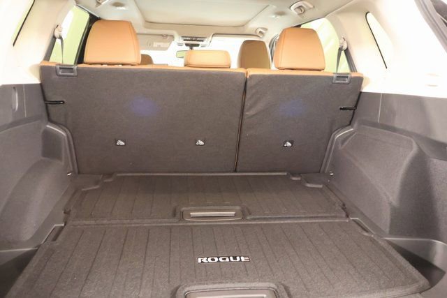 New 2026 Nissan Rogue Platinum image 24