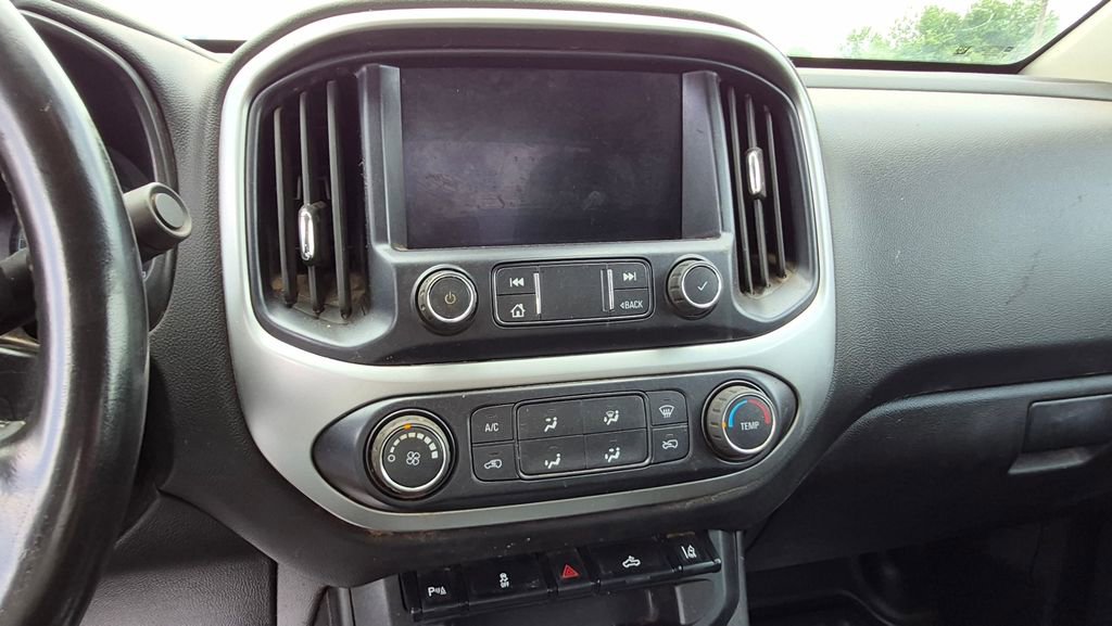 Used 2022 Chevrolet Colorado LT w/ Fleet Safety Package RWD image 10