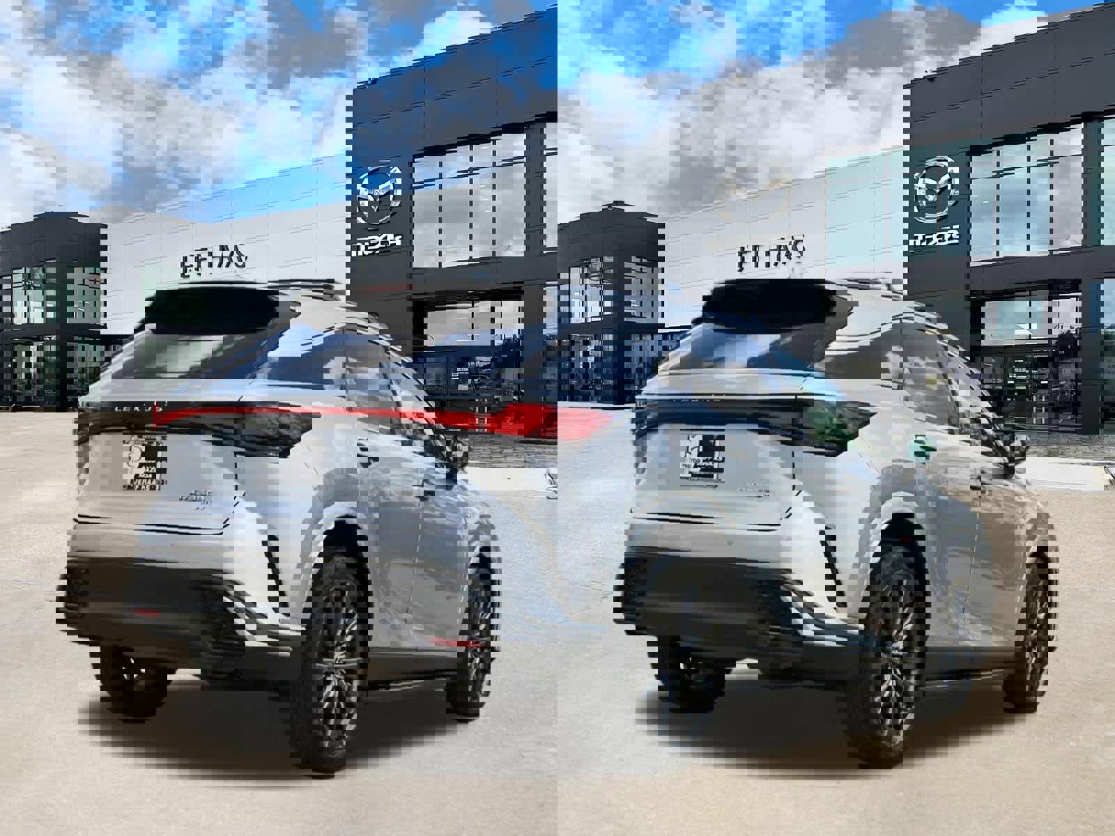 Used 2024 Lexus RX 350 F Sport w/ Technology Package image 3