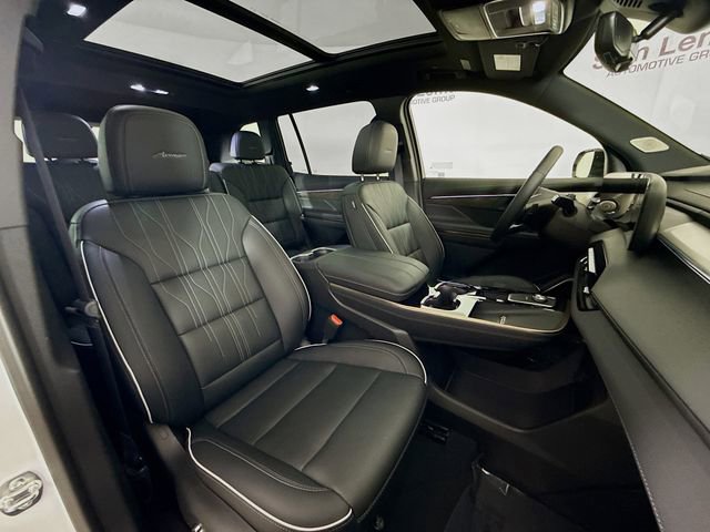 Used 2025 Buick Enclave Avenir w/ Super Cruise Package image 33