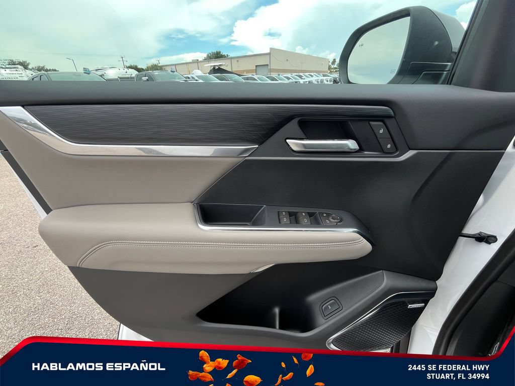 New 2026 GMC Acadia Elevation w/ Black Edition FWD image 24