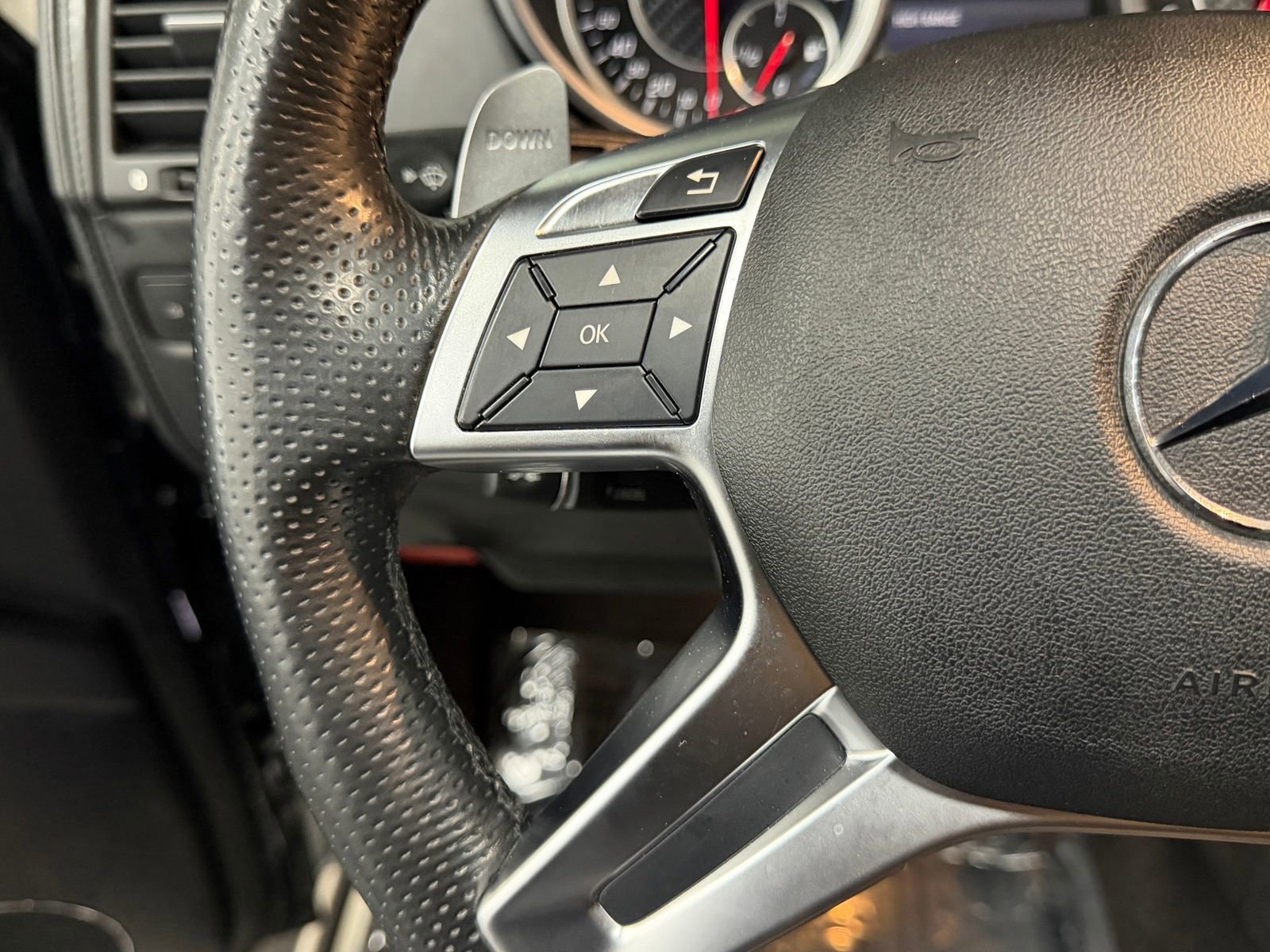 Used 2017 Mercedes-Benz G 63 AMG 4MATIC image 27