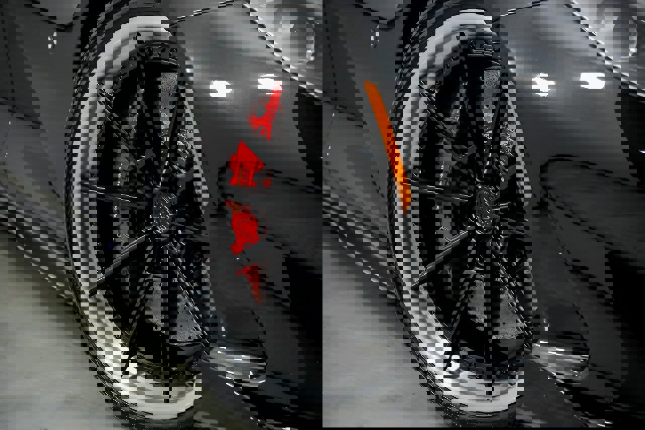 Used 2019 Ferrari 812 Superfast image 4