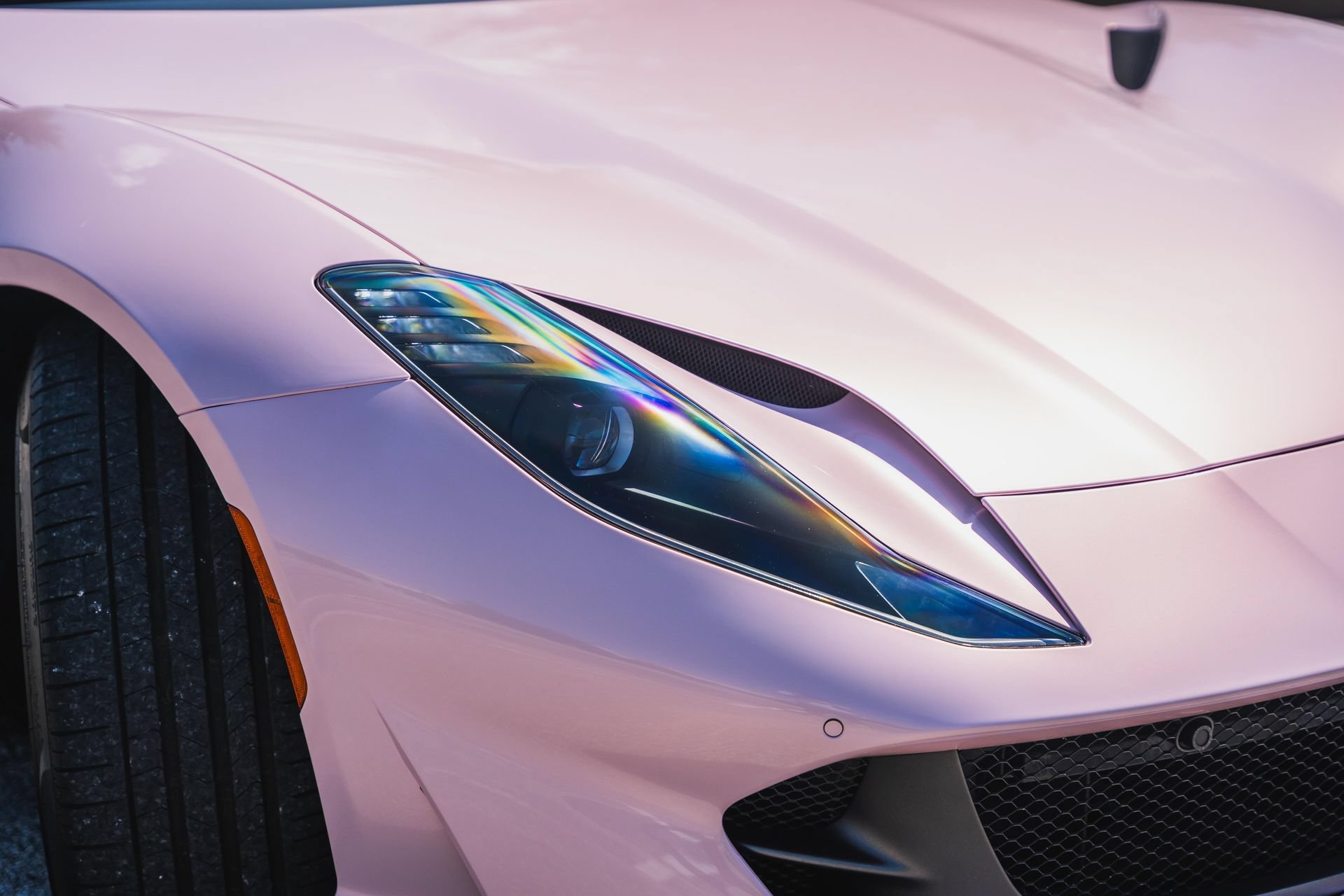 Used 2021 Ferrari 812 GTS RWD image 22