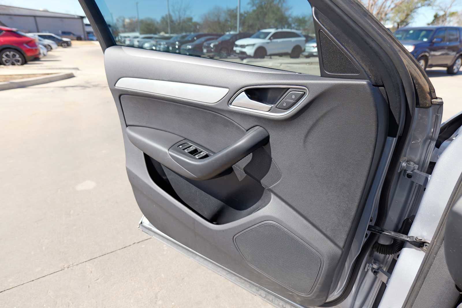 Used 2016 Audi Q3 2.0T Premium Plus image 19