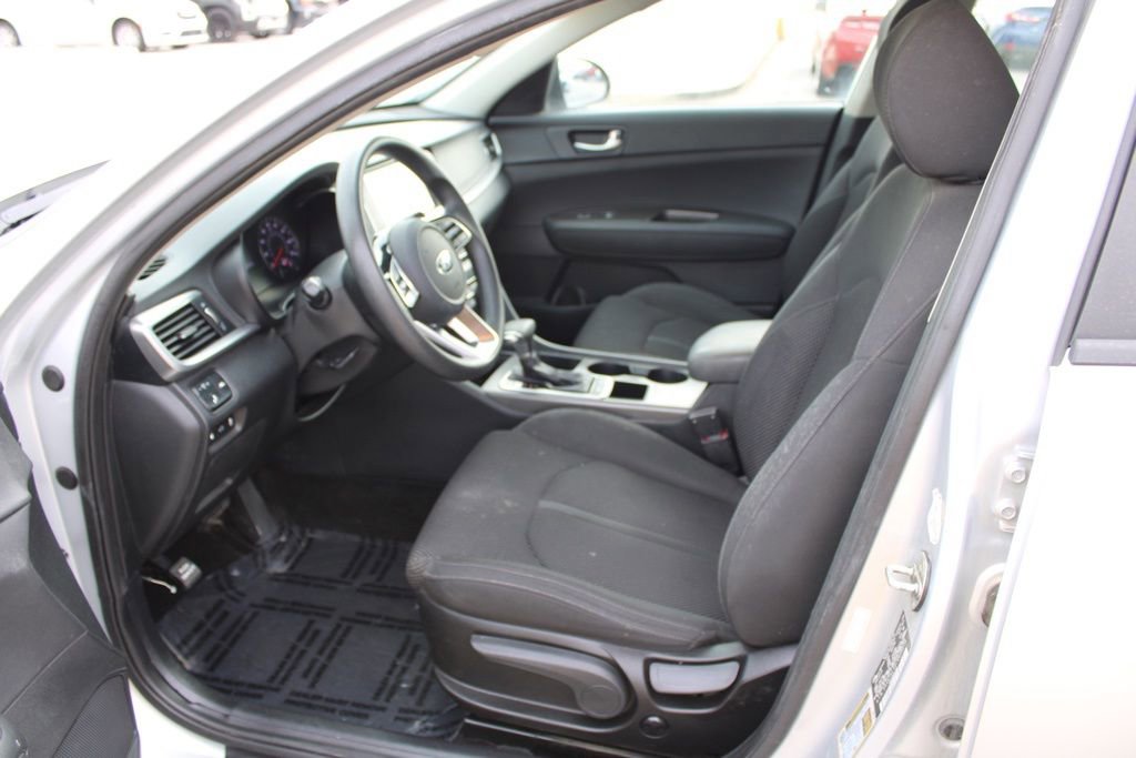 Used 2020 Kia Optima LX image 14