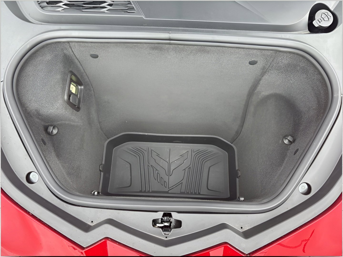 Used 2024 Chevrolet Corvette Stingray Coupe w/ 1LT RWD image 19