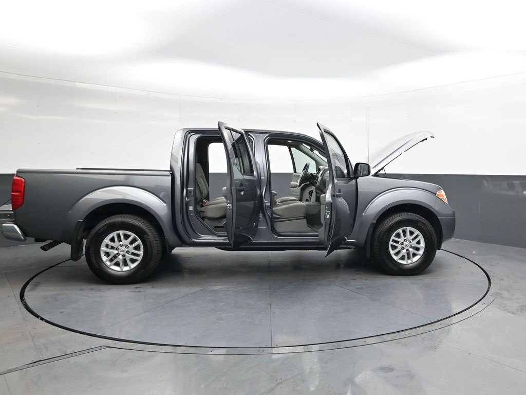 Used 2021 Nissan Frontier SV image 45