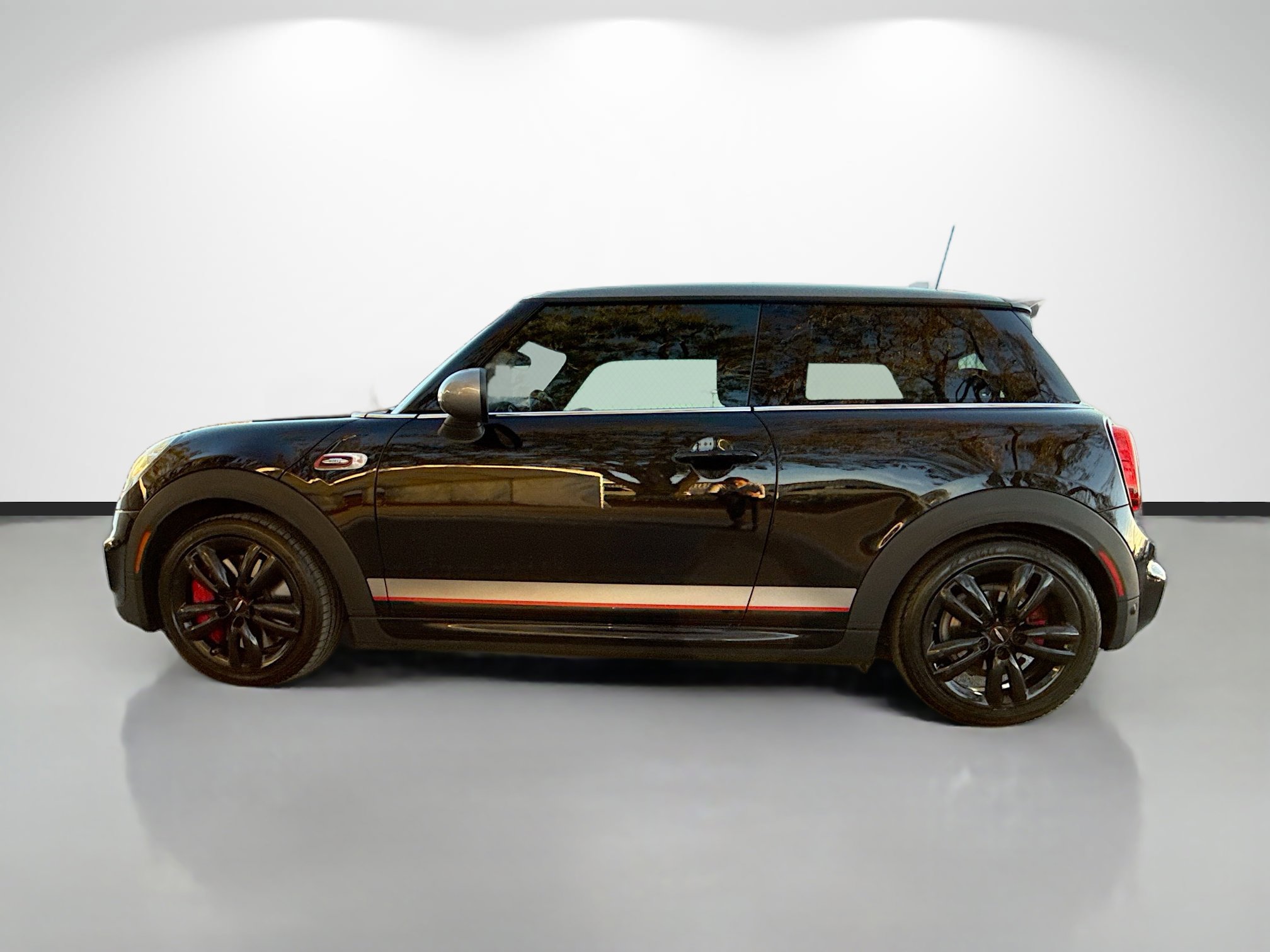 Used 2019 MINI Cooper John Cooper Works w/ Signature Upholstery Package image 6
