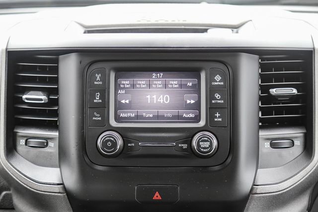 Used 2021 RAM 2500 Tradesman w/ Chrome Appearance Group AWD/4WD image 16