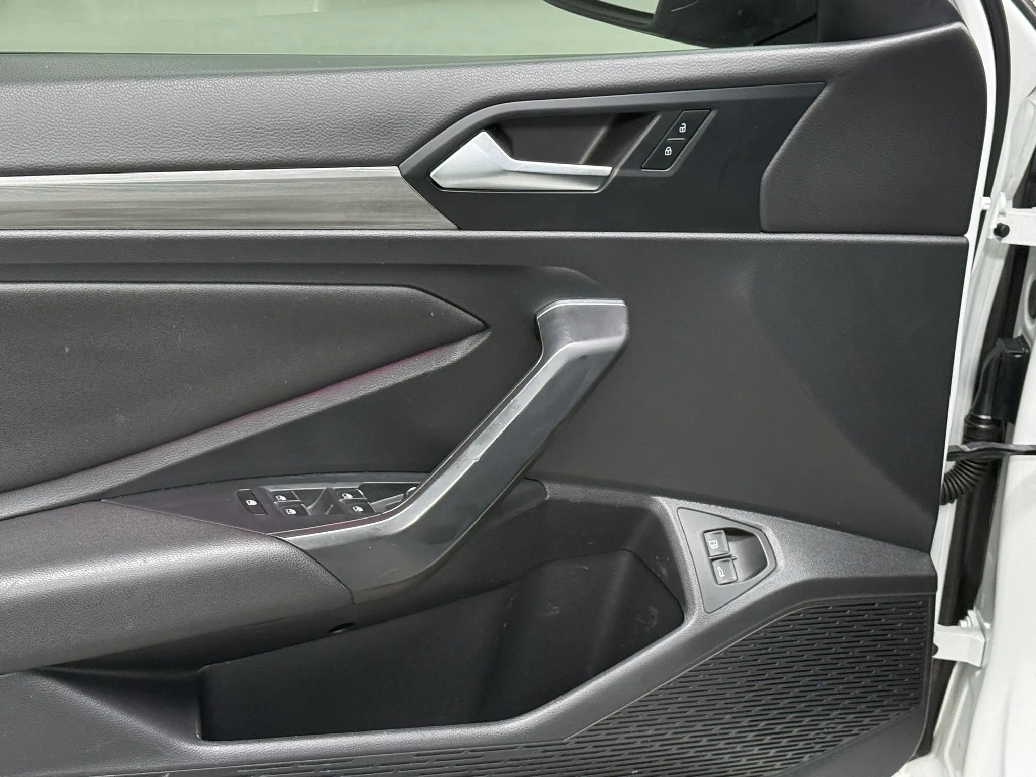 Used 2021 Volkswagen Jetta SEL image 29