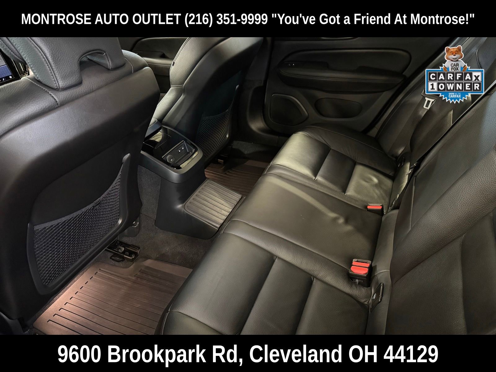 Used 2023 Volvo S60 T8 Plus w/ Climate Package image 35