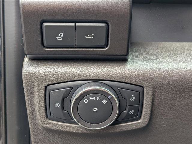 Used 2018 Ford Expedition Limited w/ Equipment Group 301A RWD image 17