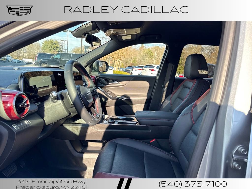 Used 2025 Chevrolet Equinox RS w/ Convenience Package III image 11