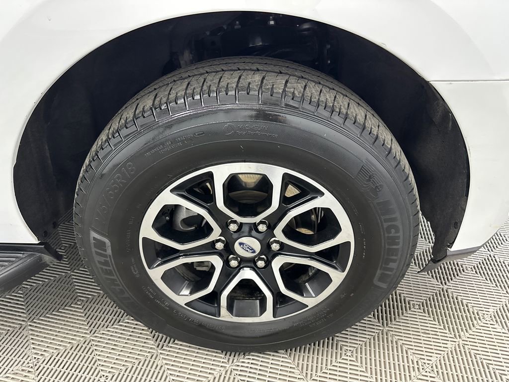 Used 2024 Ford Expedition Max XLT image 14