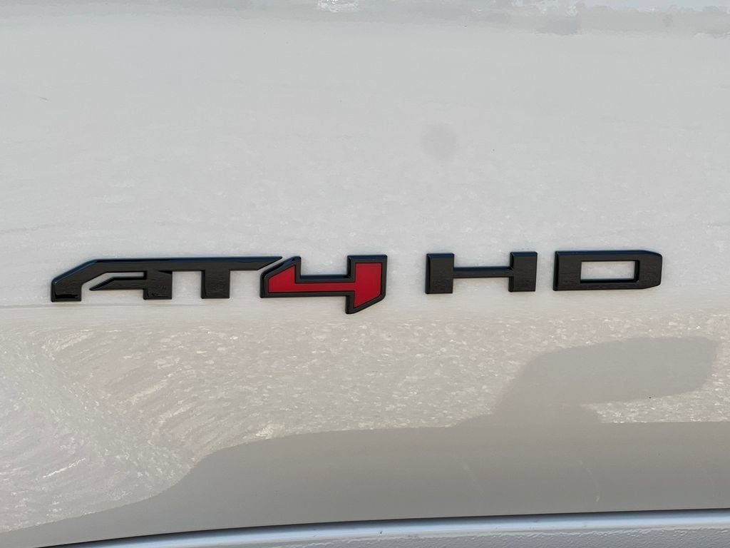 New 2026 GMC Sierra 2500 AT4 w/ AT4 Premium Plus Package AWD/4WD image 14