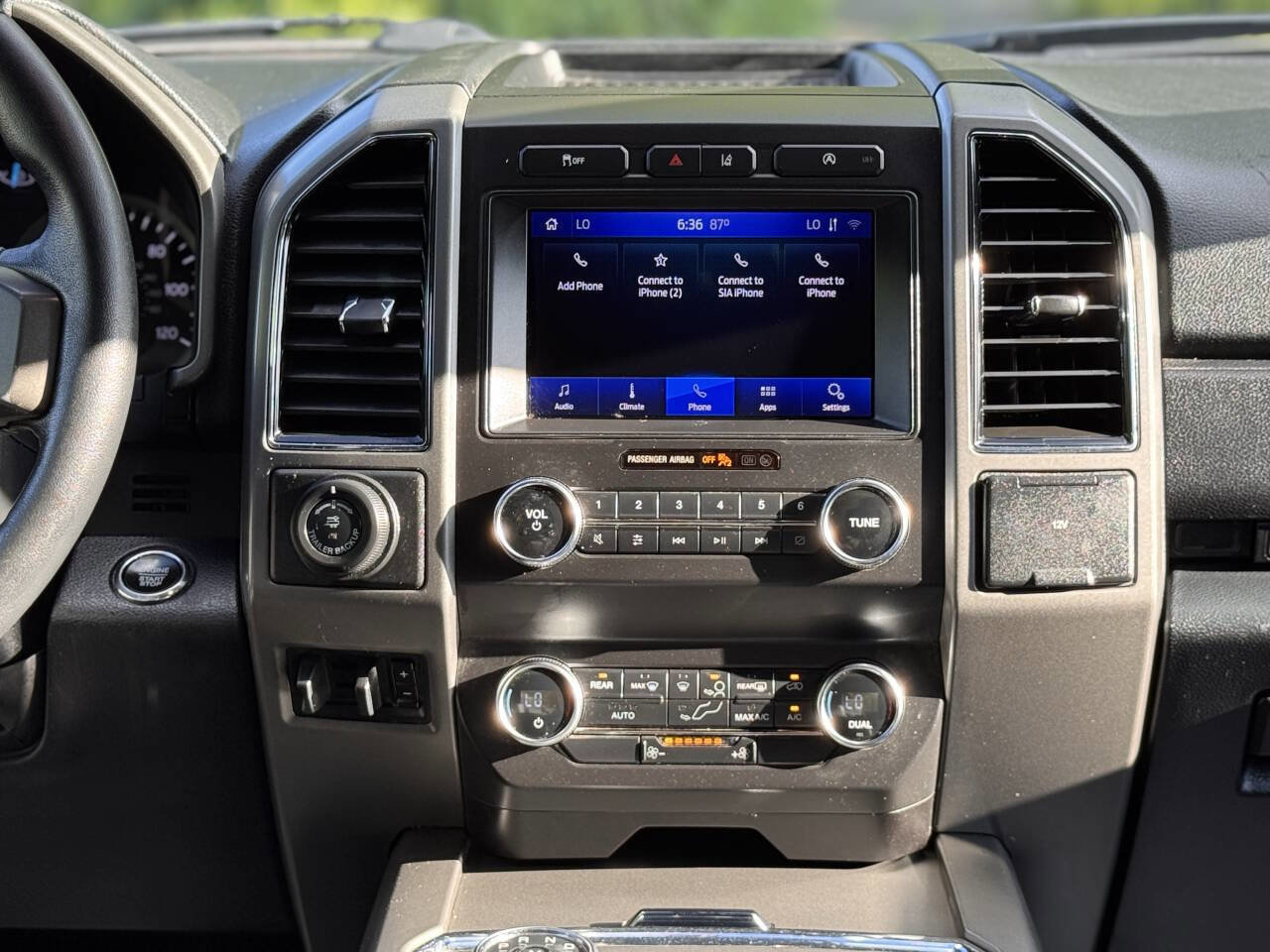 Used 2020 Ford Expedition Max XLT image 19