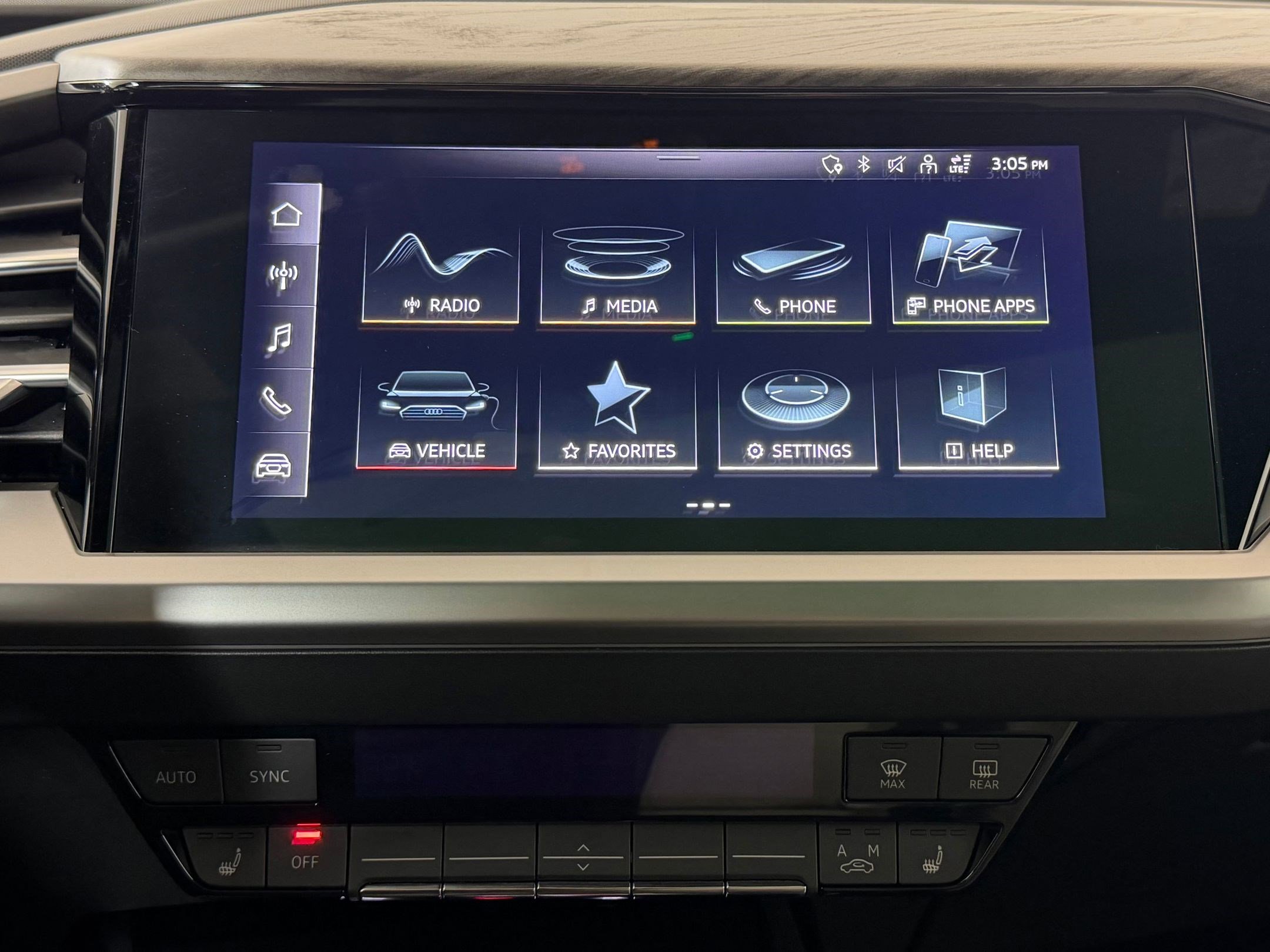 Certified 2022 Audi Q4 e-tron Premium w/ Convenience Package image 26