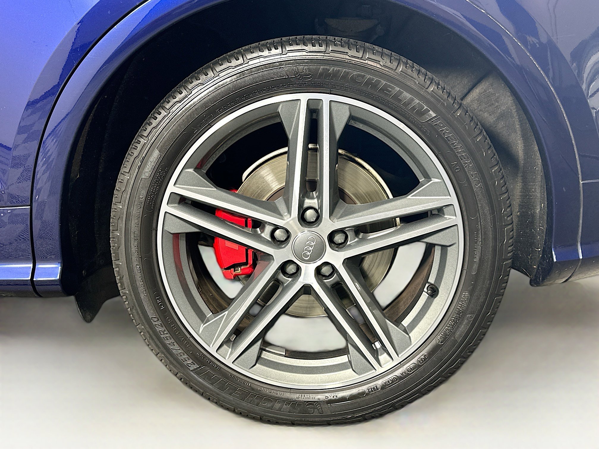 Used 2018 Audi SQ5 Premium Plus w/ S Sport Package image 11