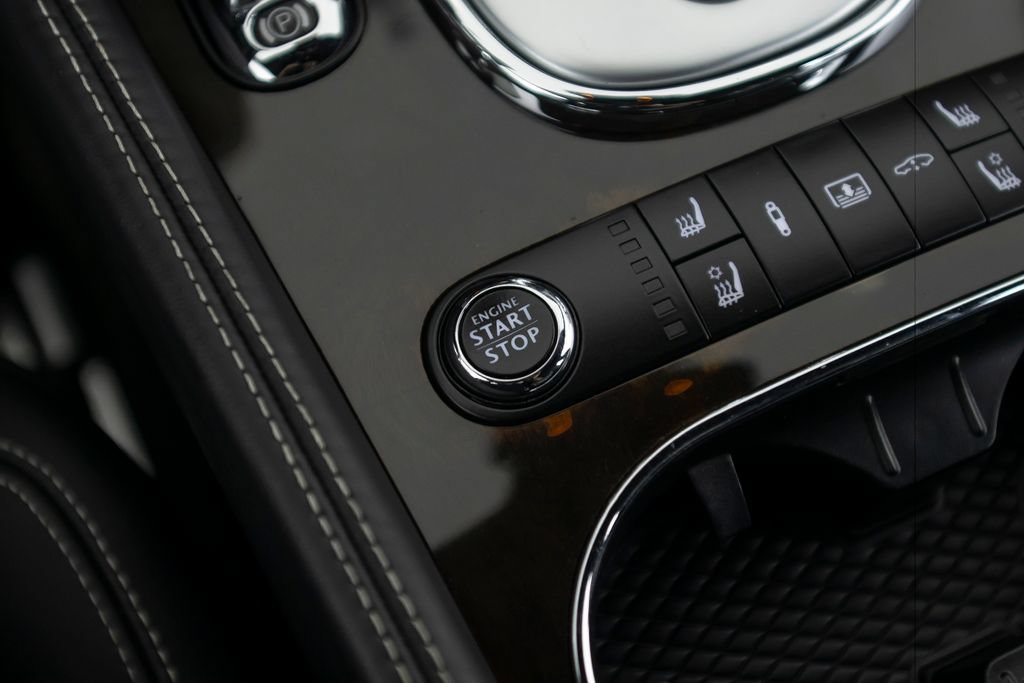 Used 2014 Bentley Flying Spur W12 AWD/4WD image 50