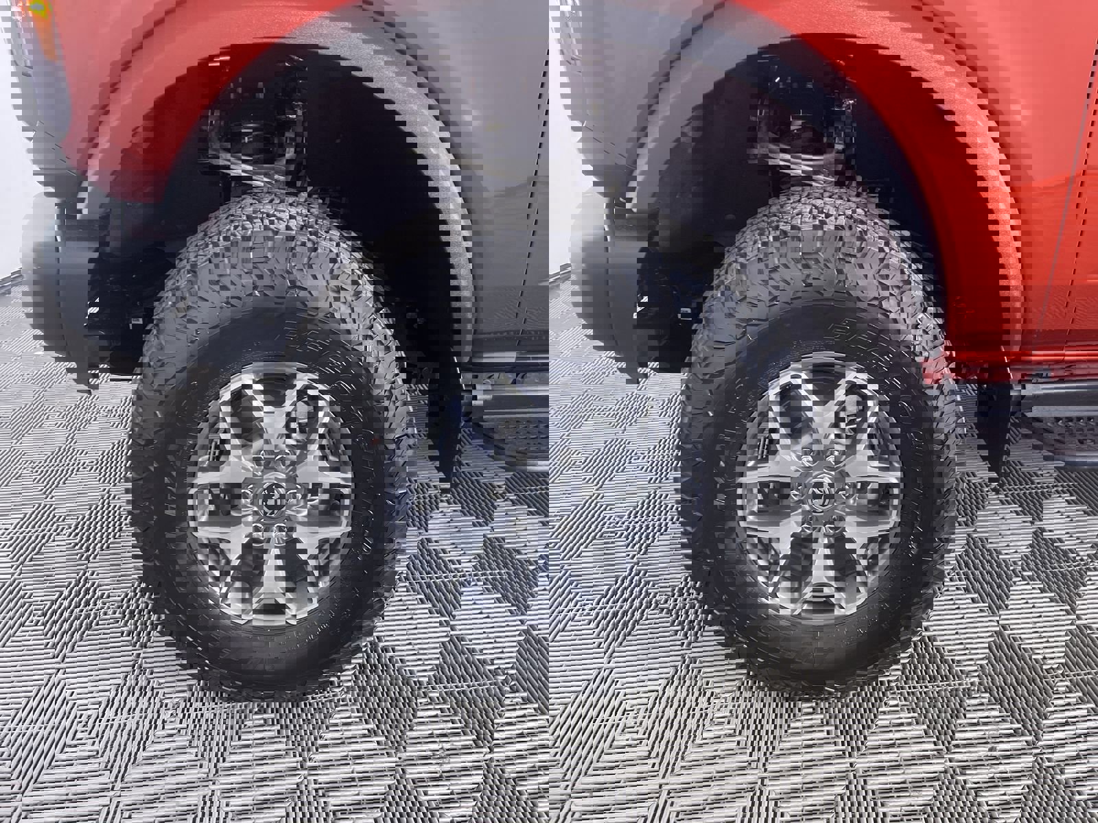 Used 2023 Ford Bronco Badlands image 27