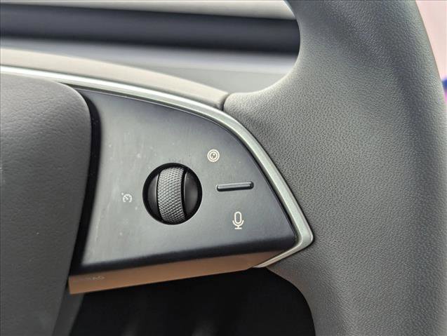 Used 2026 Tesla Model Y Long Range image 12