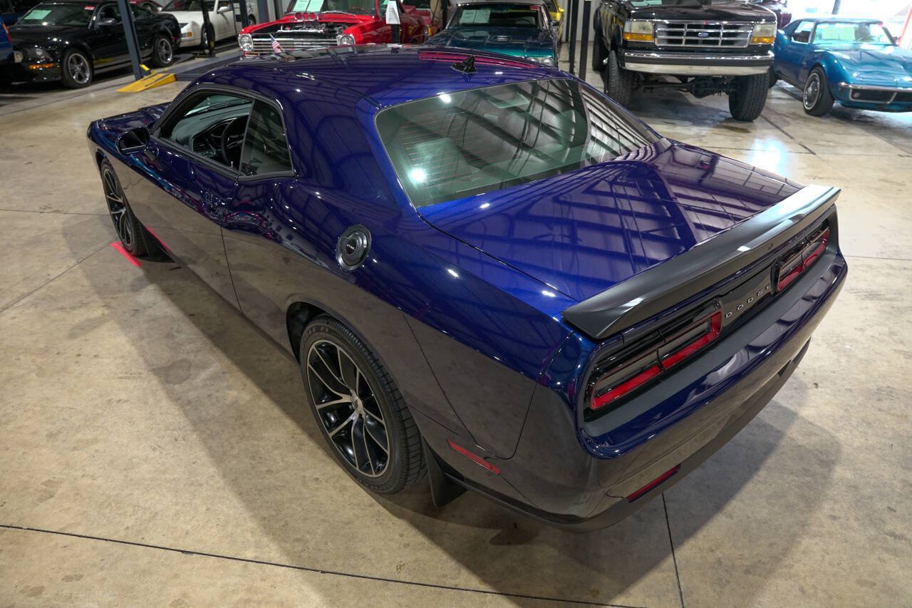Used 2017 Dodge Challenger R/T Scat Pack RWD image 16
