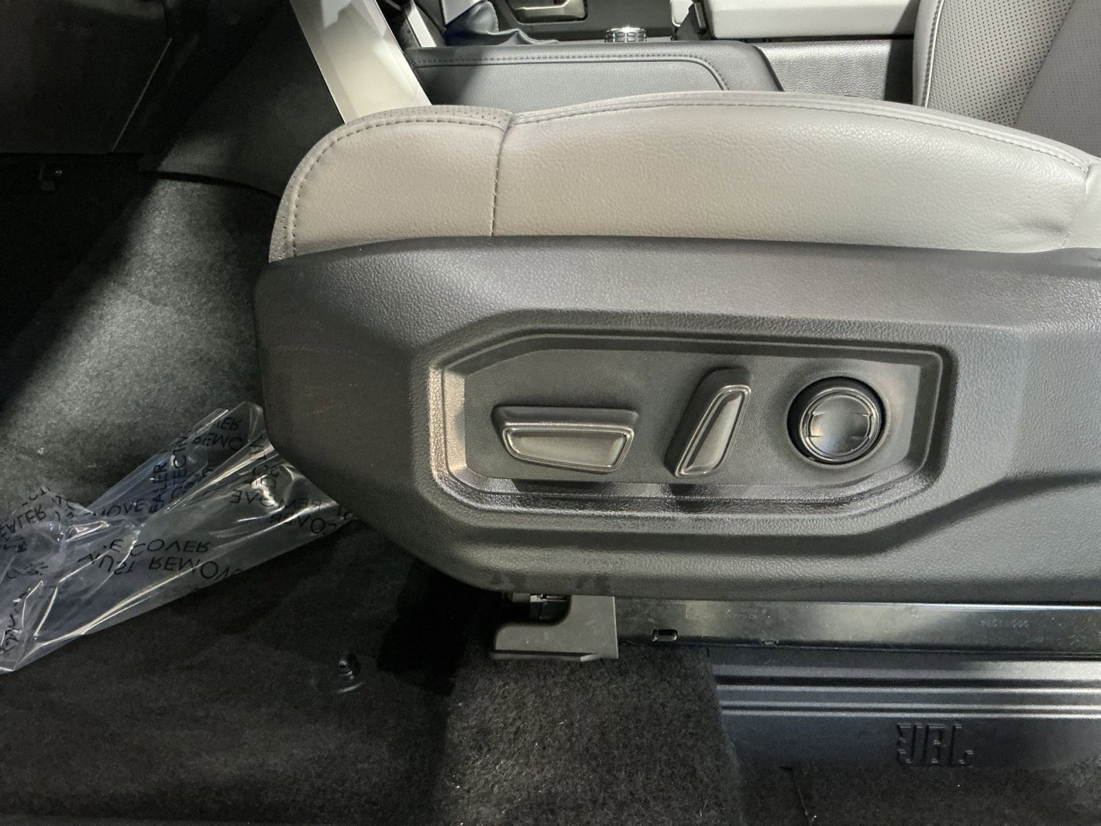 Used 2024 Toyota Tundra Limited image 22