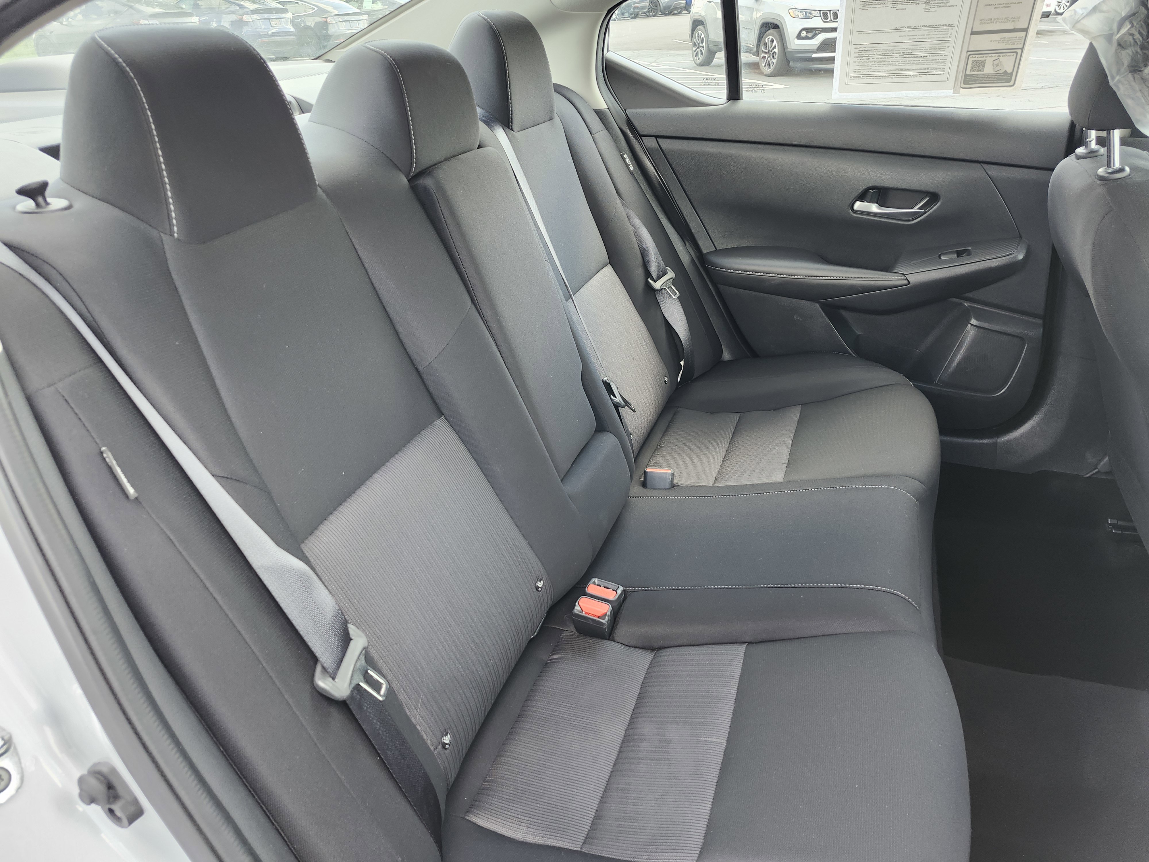 Used 2022 Nissan Sentra SV FWD image 18
