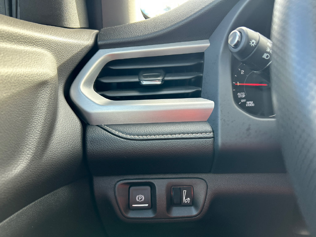 Certified 2023 GMC Acadia SLE FWD image 19