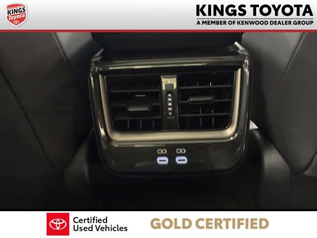 Used 2024 Toyota Crown Platinum image 15