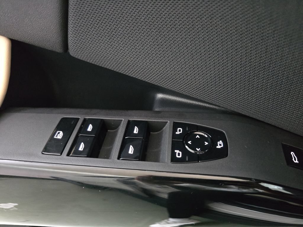 New 2026 BMW X3 xDrive30i w/ Premium Package AWD/4WD image 25