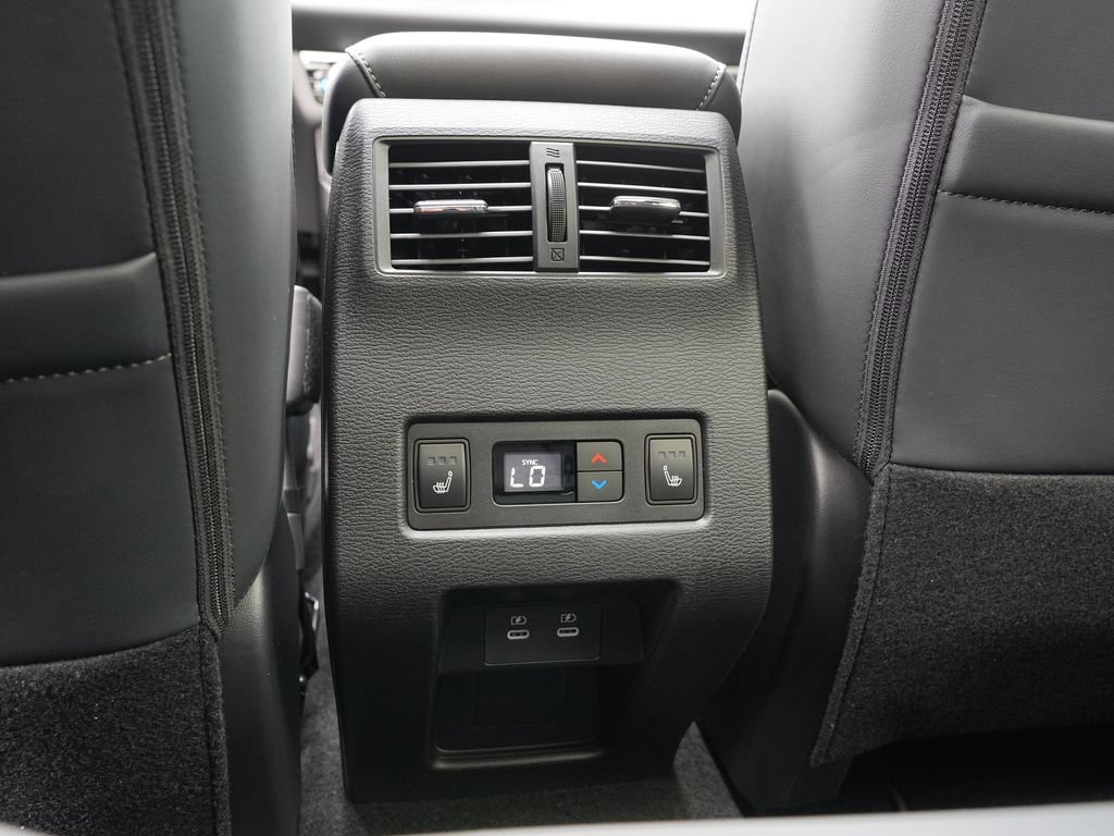 New 2026 Mitsubishi Outlander SEL Black Edition AWD/4WD image 29