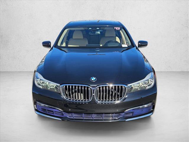 Used 2017 BMW 740i xDrive image 2