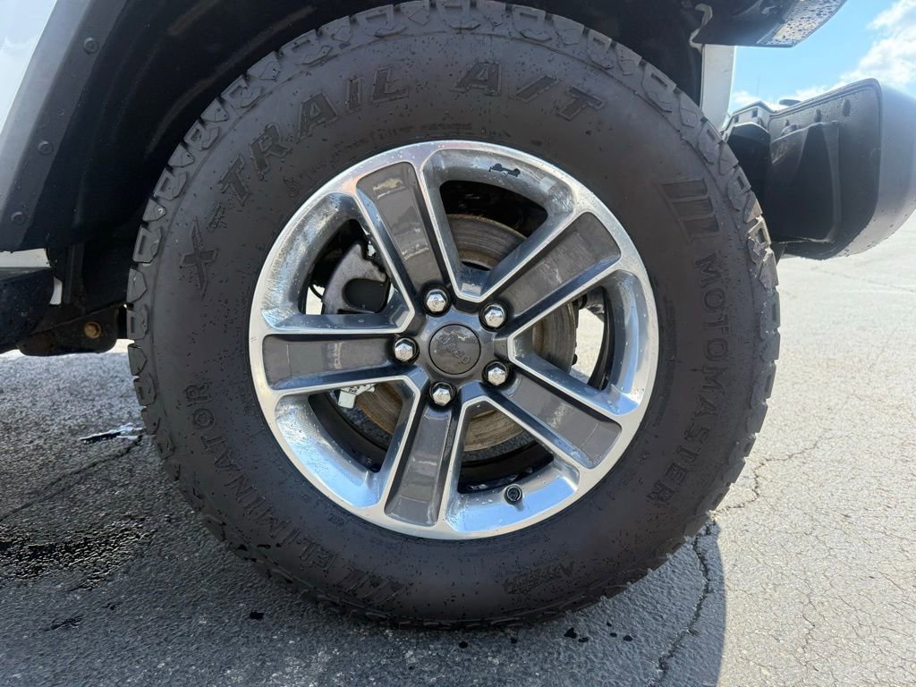 Used 2021 Jeep Wrangler Unlimited Sahara w/ Dual Top Group image 56