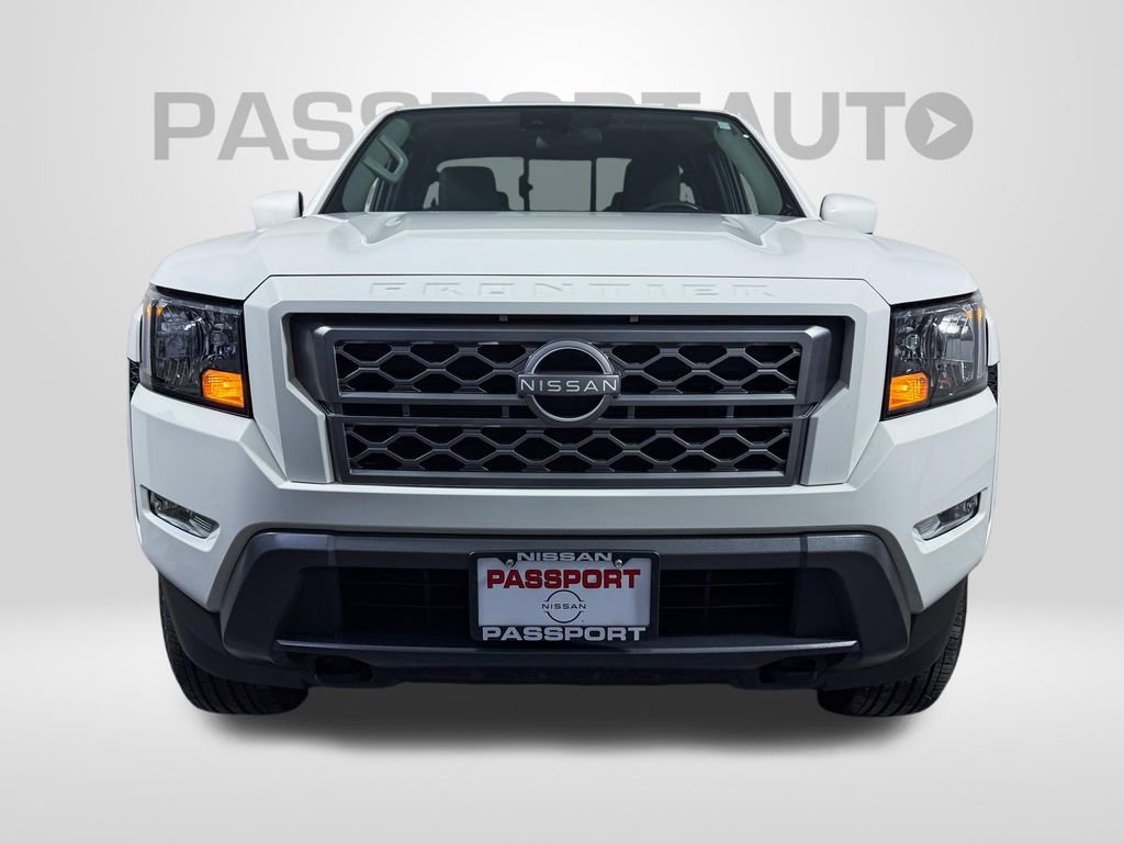 Certified 2024 Nissan Frontier SV w/ SV Convenience Package image 2