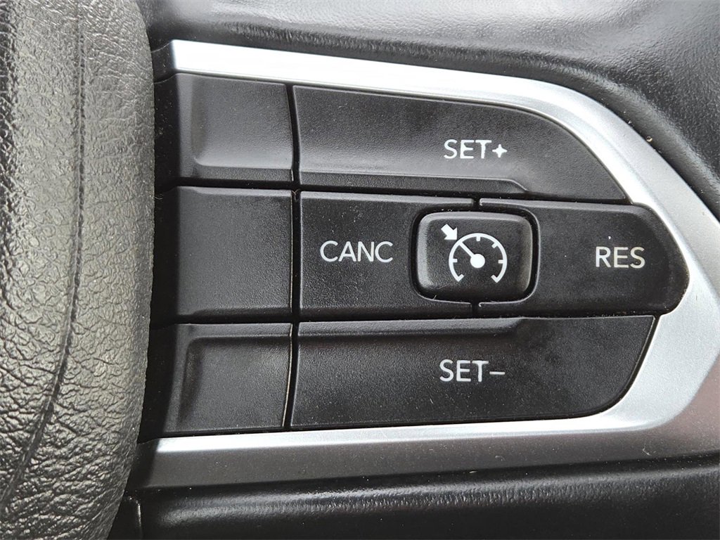 Used 2022 Jeep Compass Latitude image 27