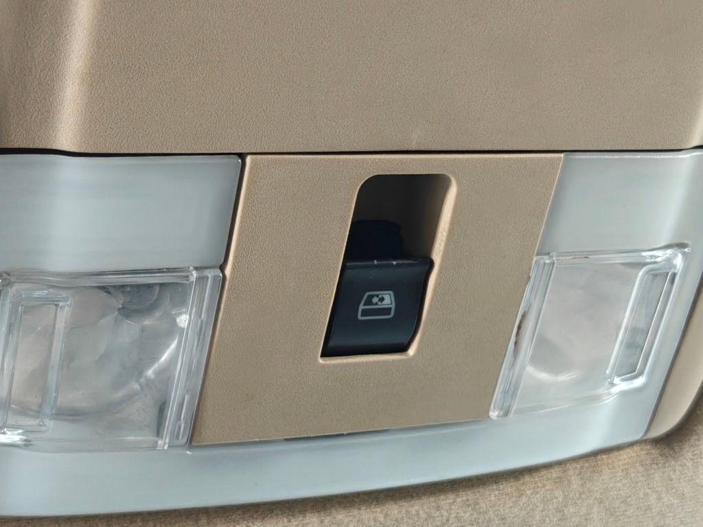 Used 2011 Ford F150 Lariat w/ Lariat Plus Pkg RWD image 12