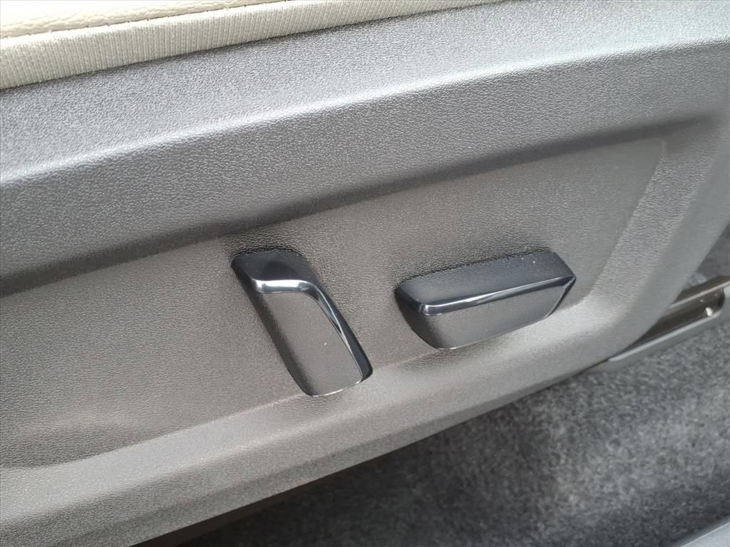 New 2026 Nissan Murano SL image 8