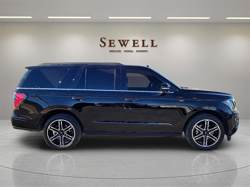 Used 2021 Ford Expedition Limited image 6