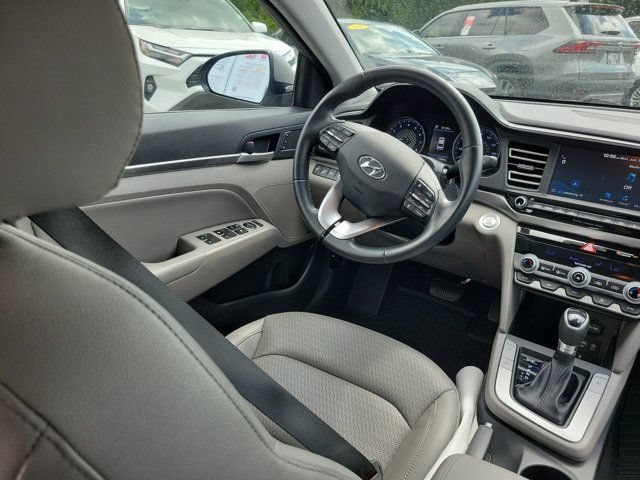 Used 2020 Hyundai Elantra Limited w/ Ultimate Package 03 FWD image 22