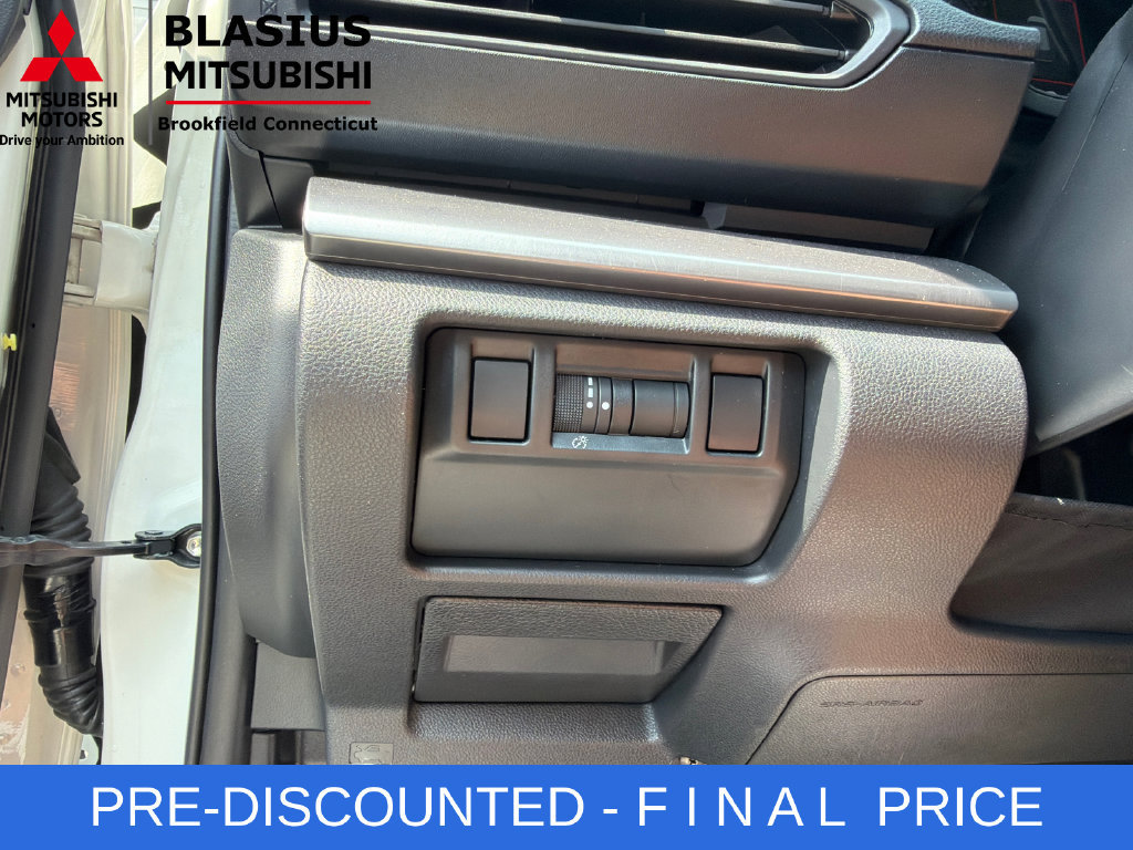 Used 2025 Subaru Impreza 2.0i AWD/4WD image 21