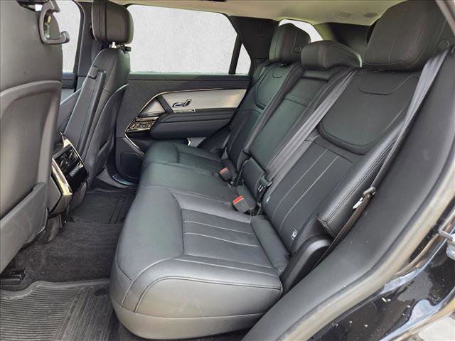 Certified 2024 Land Rover Range Rover Sport SE image 19