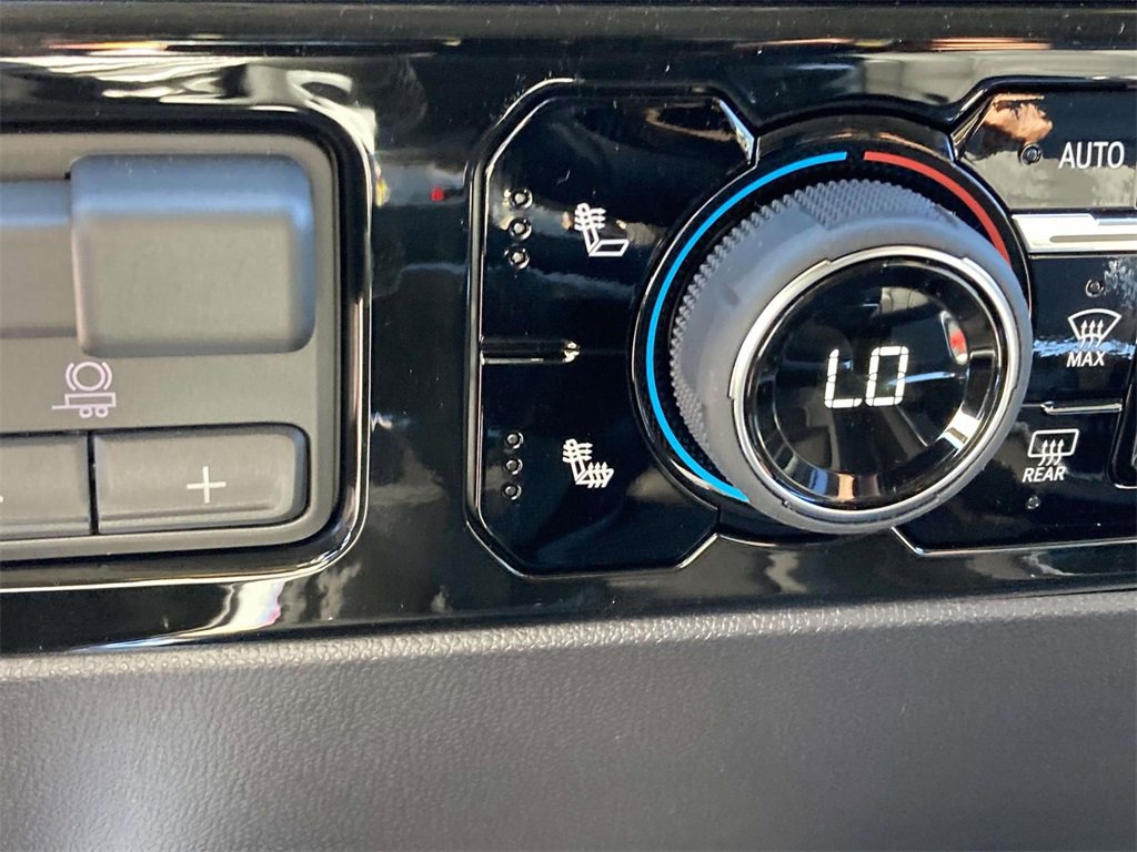 New 2026 Chevrolet Silverado 1500 LT Trail Boss w/ Safety Package image 21