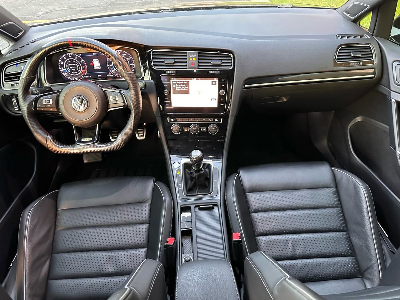 Used 2019 Volkswagen Golf R 4-Door AWD/4WD image 34